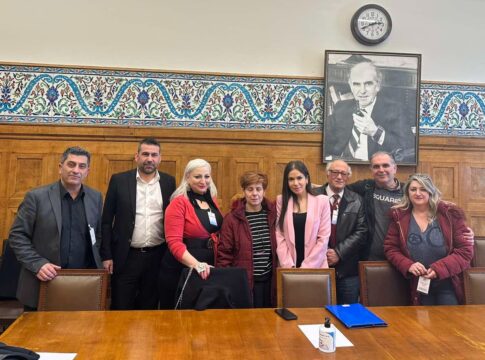 Ελένη Βατσινά: Σε αδιέξοδο οι κομμωτές και οι κουρείς – Τα έξοδα «σκαρφαλώνουν», τα έσοδα κατακρημνίζονται