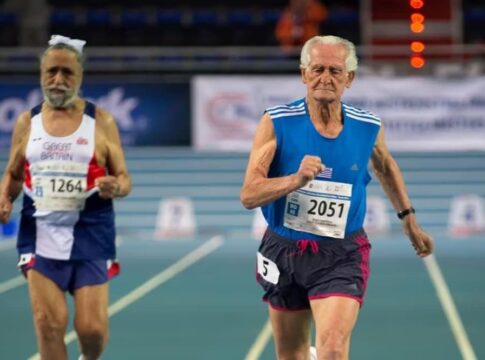 Ένα ακόμη παγκόσμιο ρεκόρ από τον 95χρονο Κώστα Χατζηεμμανουήλ