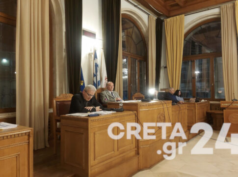 Ένα θυελλώδες δημοτικό συμβούλιο, πολλά τα συμπεράσματα