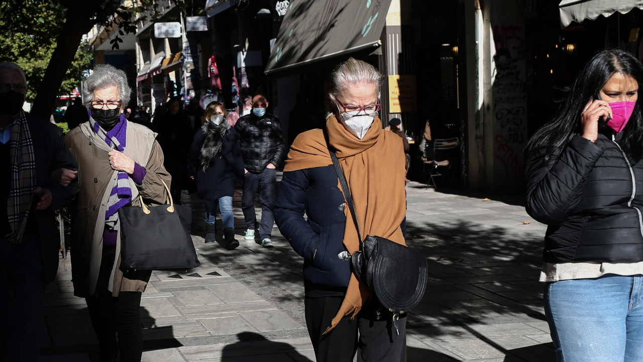 ΕΟΔΥ: 12 θάνατοι από covid-19 και 22 διασωληνωμένοι