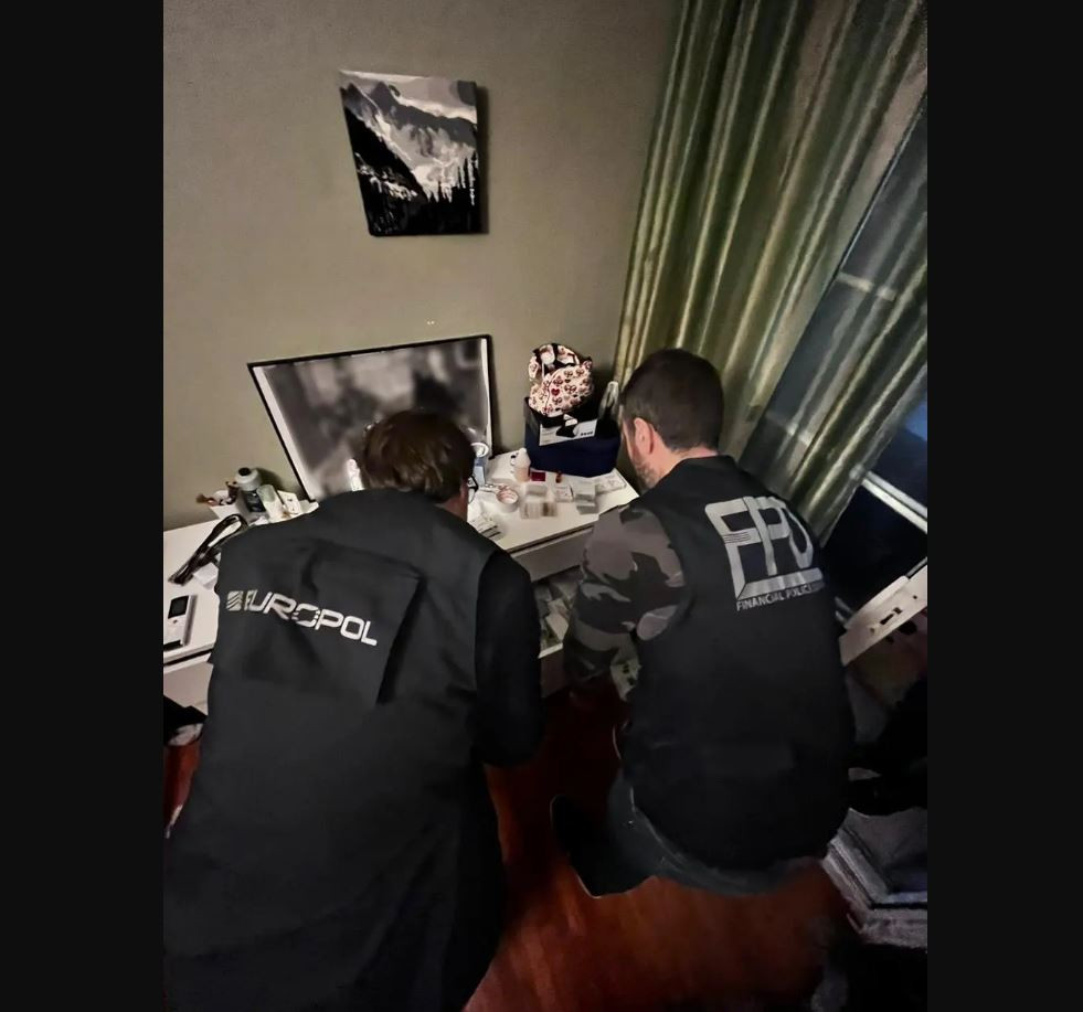 Εξάρθρωση κυκλώματος που διακινούσε αναβολικά