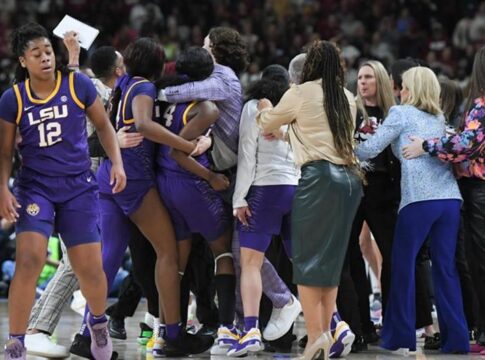 Γενική σύρραξη σε αγώνα γυναικείου NCAA! (Video)