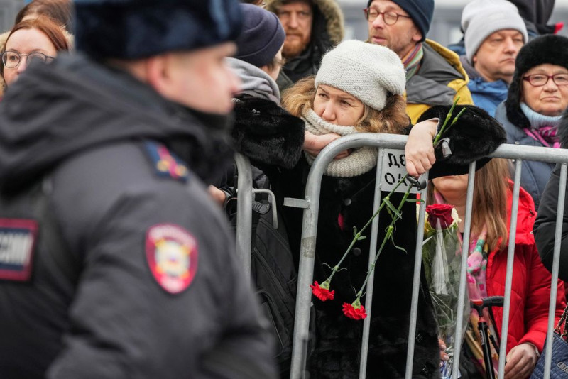 LIVE εικόνα από την κηδεία του Ναβάλνι στη Μόσχα