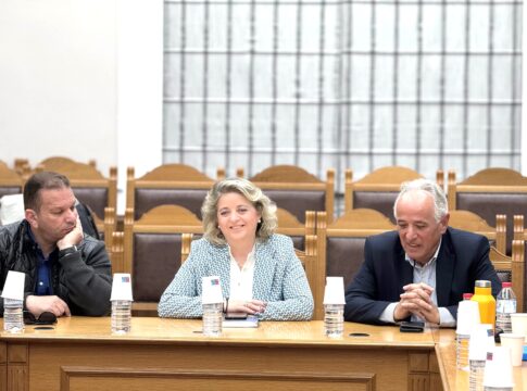 Με το Τμήμα Φυσικής Αγωγής της Διεύθυνσης Πρωτοβάθμιας Εκπαίδευσης Ηρακλείου συναντήθηκε η Ελένη Μαράκη