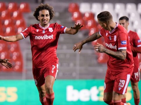 Πανσερραϊκός – Αστέρας 2-0: Καθάρισε στο δεύτερο μέρος με Ουάρντα και Αυλωνίτη και ξεμπλέκει