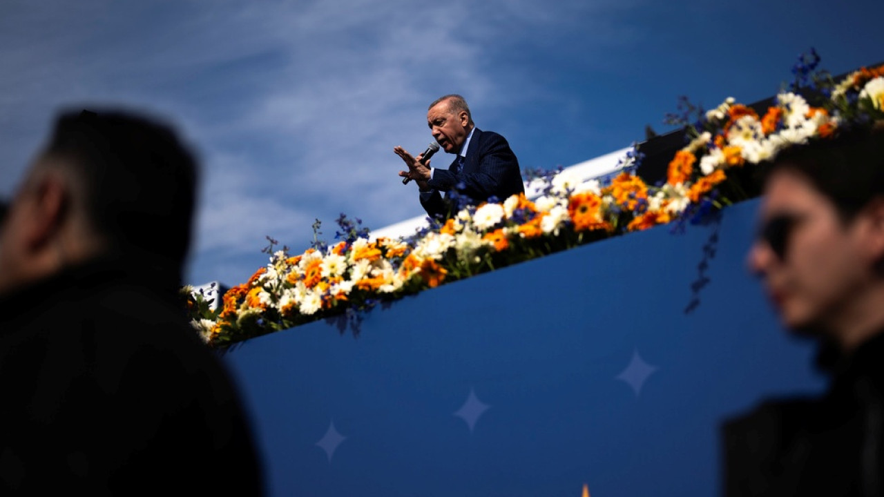 Politico: Γιατί ο Ερντογάν φοβάται τις εκλογές στην Κωνσταντινούπολη