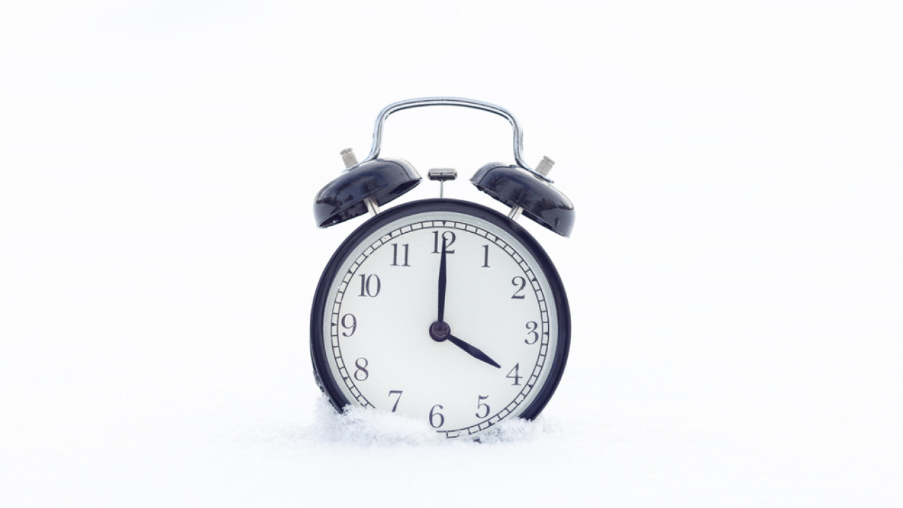 Σε εφαρμογή τέθηκε η θερινή ώρα: Οι δείκτες των ρολογιών πήγαν μια ώρα μπροστά