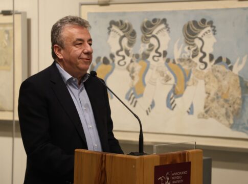 Στ. Αρναουτάκης: «Οι γυναίκες έχουν λειτουργήσει ως καταλύτης για την πρόοδο της κοινωνίας μας»