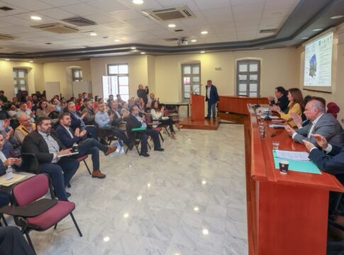 Στ. Αρναουτάκης: «Στηρίζουμε έμπρακτα το θεσμό των ενεργειακών κοινοτήτων»