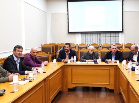 Συνάντηση Αντιπεριφερειαρχών Περιβάλλοντος και Πολιτικής Προστασίας με εκπροσώπους του ΔΕΔΔΗΕ