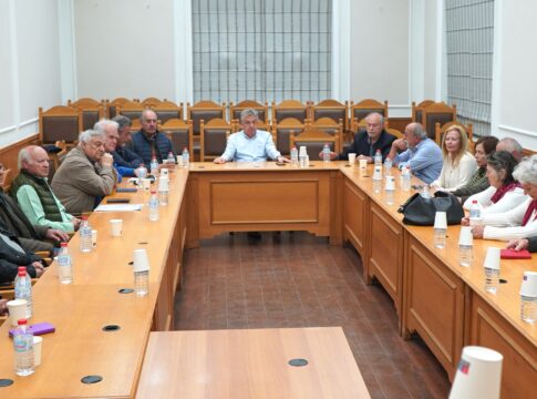Συνάντηση Περιφερειάρχη και εκπροσώπων συνταξιούχων στο πλαίσιο Παγκρήτιας κινητοποίησης των συνταξιουχικών οργανώσεων