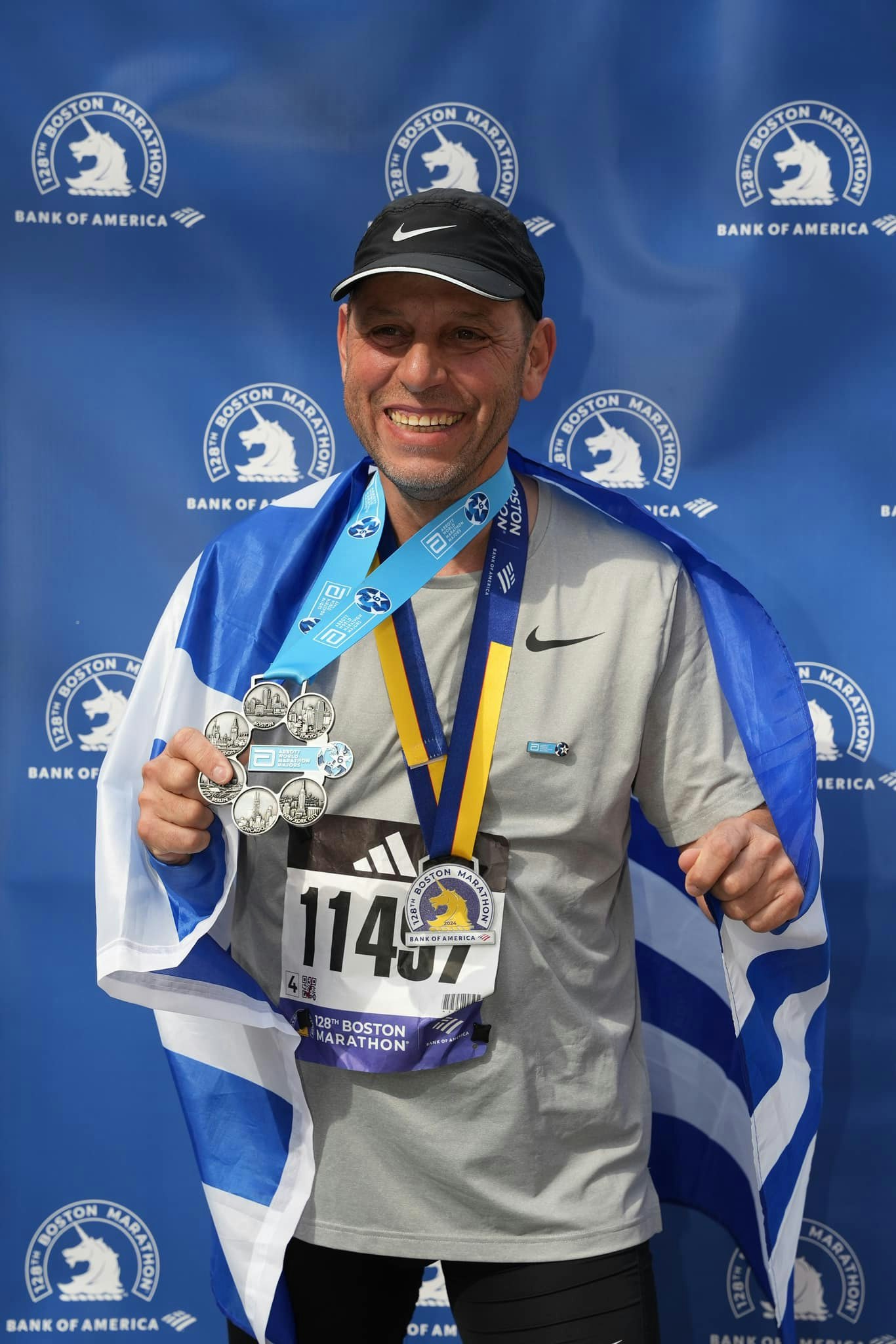 Έγινε ο 29ος Έλληνας six star finisher ο Βαγγέλης Περράκης! runbeat.gr 