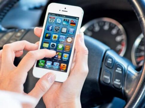 Απίστευτο περιστατικό στην Κρήτη: Οδηγός ΚΤΕΛ παίζει με το κινητό την ώρα που εκτελεί δρομολόγιο