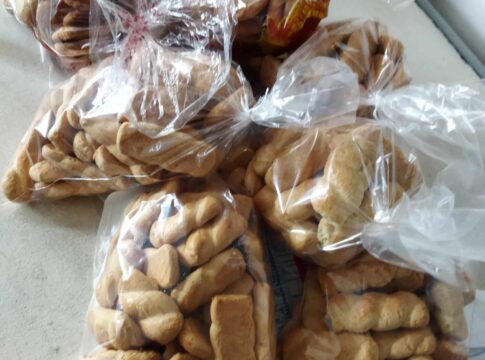 Διανομή τροφίμων από το Κοινωνικό Παντοπωλείο του Δήμου Πλατανιά ενόψει των Εορτών του Πάσχα