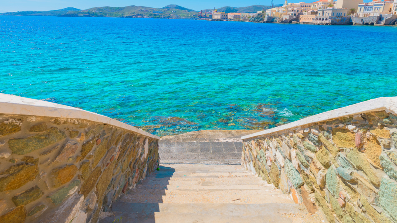 Διεθνής Διάσκεψη για τους Ωκεανούς: Ξεκινά αύριο στην Αθήνα - Οι δεσμεύσεις της Ελλάδας