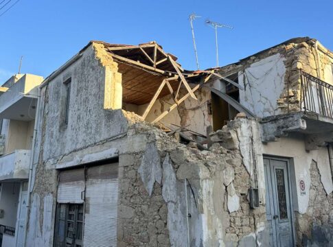 Ελένη Βατσινά-Σεισμόπληκτοι: Με “άδεια χέρια” στη Βουλή ο Τριαντόπουλος