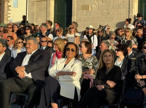 Η Σέβη Βολουδάκη στις εκδηλώσεις υποδοχής της Ολυμπιακής Φλόγας στα Χανιά