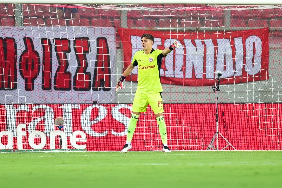 Κ. Τζολάκης: Από τον στίβο στους «4» της Ευρώπης με τον Ολυμπιακό!