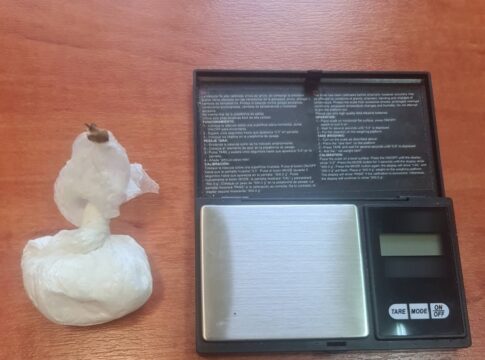 Κρήτη: Κυκλοφορούσαν με ναρκωτικά στο αυτοκίνητο – Χειροπέδες σε δύο άνδρες