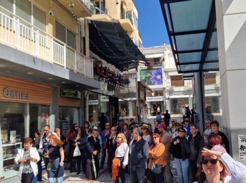 Με επιτυχία η πρώτη «Χαρτοδιαδρομή» στο κέντρο του Ηρακλείου