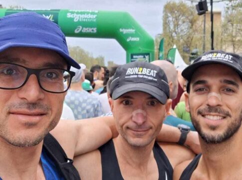 Ο Χρ. Κώνστας πρώτος Έλληνας στο Παρίσι – Έντονο το «γαλανόλευκο» στοιχείο στην Γαλλία