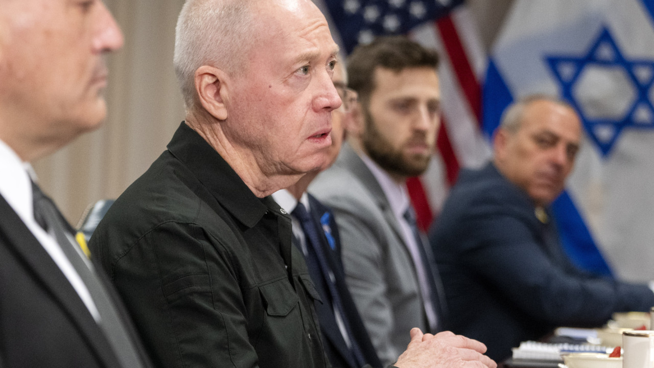 O Ισραηλινός υπ. Άμυνας διαψεύδει τον Νετανιάχου για τη Ράφα