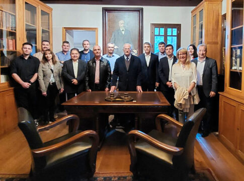 Οι διοικητές των στρατιωτικών μονάδων και των σωμάτων ασφαλείας Χανίων στην οικία–μουσείο του Ελευθερίου Βενιζέλου