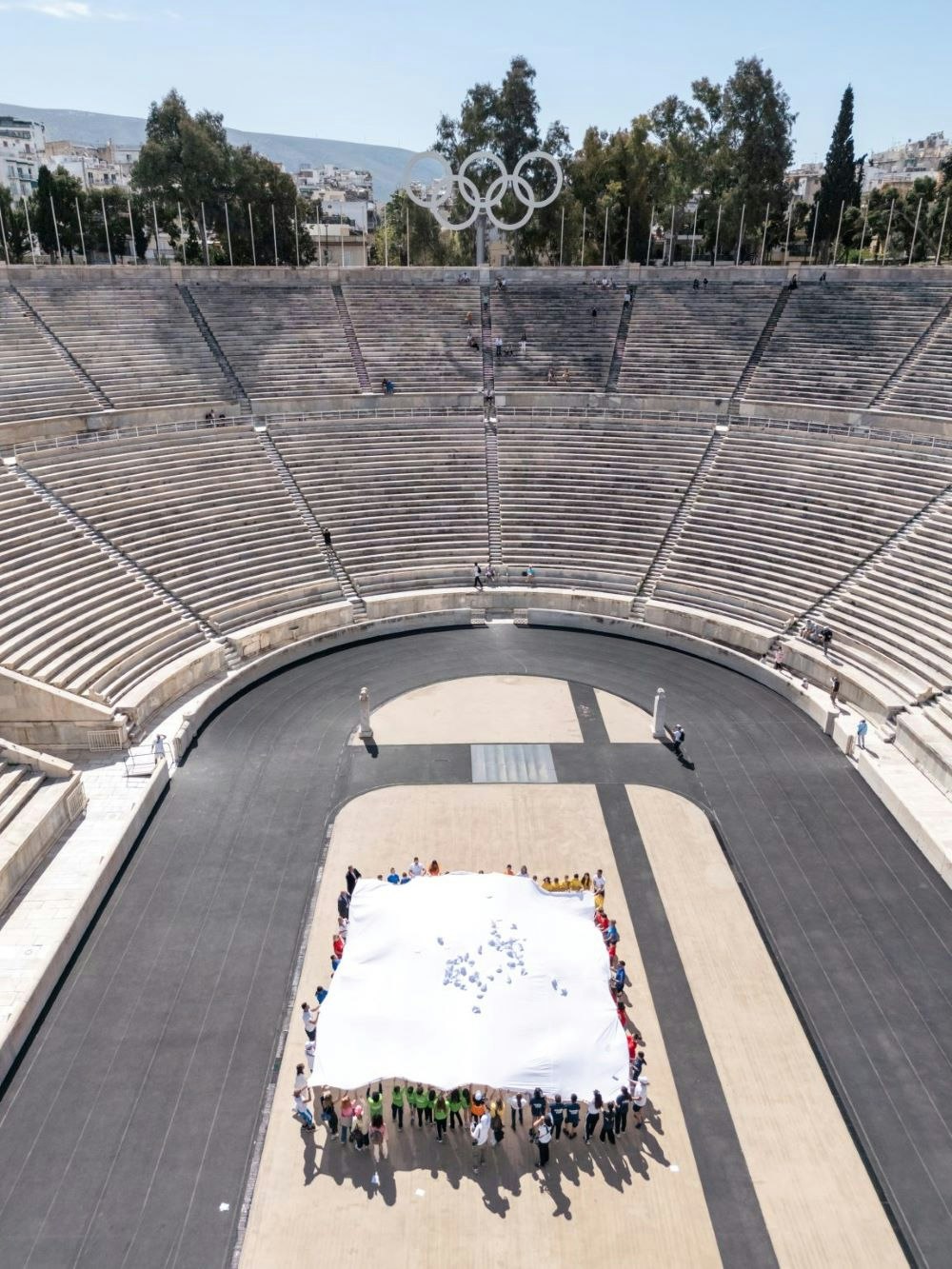 Παγκόσμια Ημέρα Αθλητισμού: Σήκωσαν «Λευκή Κάρτα» τα παιδιά στο Παναθηναϊκό Στάδιο runbeat.gr