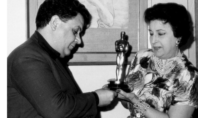 Ο Μάνος Χατζιδάκις