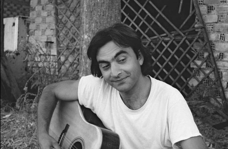 Ο Νίκος Παπάζογλου