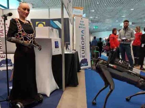 Στο Ηράκλειο η Sophia, το διασημότερο ανθρωπόμορφο ρομπότ, για την Ολυμπιάδα Ρομποτικής