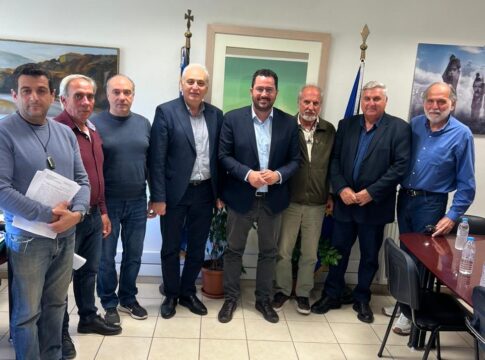 Συνάντησεις με τους Δημάρχους Βιάννου και Μίνωα-Πεδιάδας είχε ο υποψήφιος ευρωβουλευτής του ΠΑΣΟΚ, Ανδρέας Σπυρόπουλος