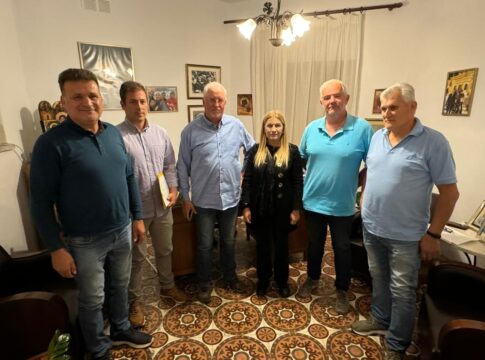 Συνάντηση Σέβης Βολουδάκη με εκπροσώπους των ΤΟΕΒ Π.Ε Χανίων