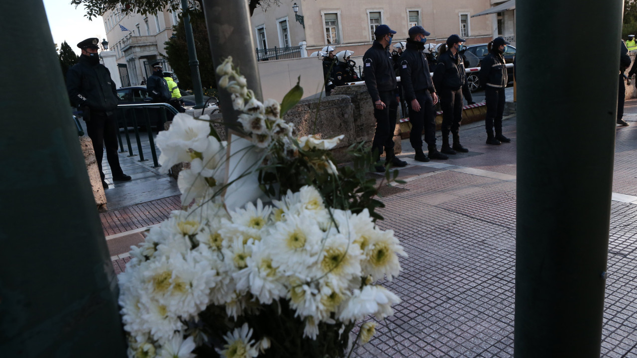 Τροχαίο στη Βουλή: Ένοχος ο αστυνομικός για το θάνατο του 23χρονου Ιασονα