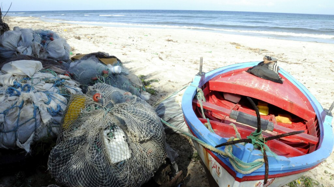 Τυνησία: Η ακτοφυλακή ανέσυρε τις σορούς 19 μεταναστών