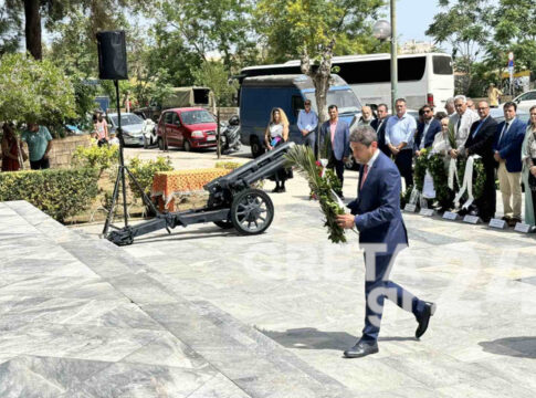 Αυγενάκης στην 83η επέτειο για τη Μάχη της Κρήτης: Χρέος μας να δώσουμε τις δικές μας μάχες για την ενότητα και την πρόοδο της πατρίδας μας