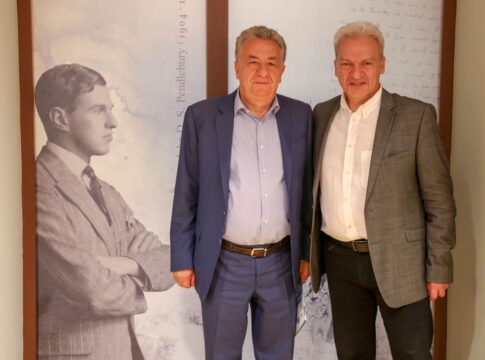 Εκδηλώσεις για τον Βρετανό αρχαιολόγο και Ήρωα της Μάχης της Κρήτης Τζων Πέντλεμπέρυ