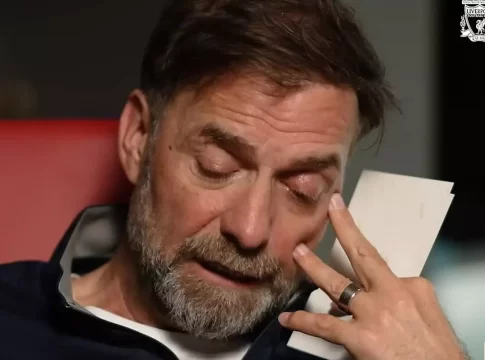 Γιούργκεν Κλοπ: Το συγκλονιστικό βίντεο της Λίβερπουλ με τα δάκρυα του Γερμανού για τα ευχαριστήρια γράμματα των οπαδών