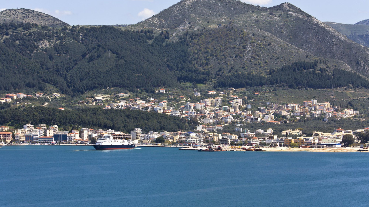 Ηγουμενίτσα - «Δεμένο» στο λιμάνι το πλοίο Hellenic Spirit λόγω βλάβης
