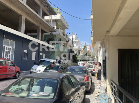 Ηράκλειο: Γυναίκα βρέθηκε νεκρή κοντά στον ανήμπορο σύζυγό της