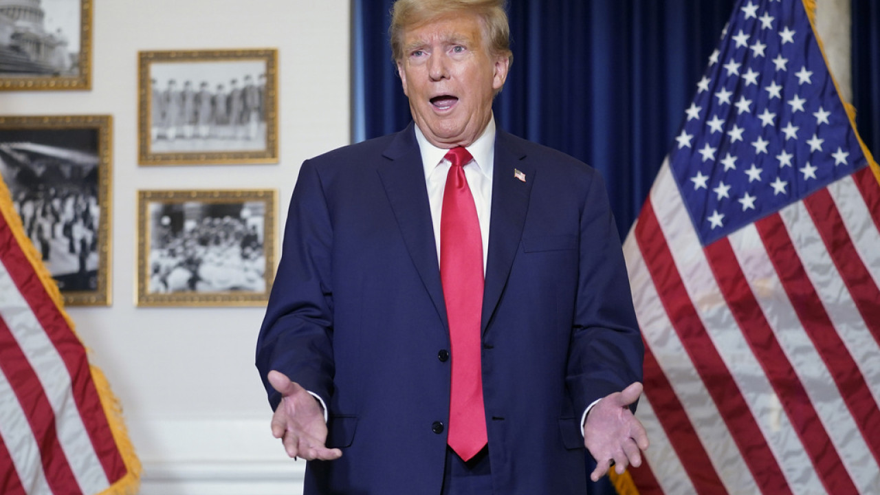 Κρεμλίνο για Τραμπ: Οι πολιτικοί αντίπαλοι πασχίζουν να τον «ξεφορτωθούν»