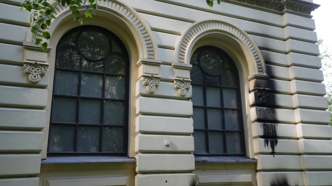 Πολωνία: Επίθεση με μολότοφ σε εβραϊκή συναγωγή