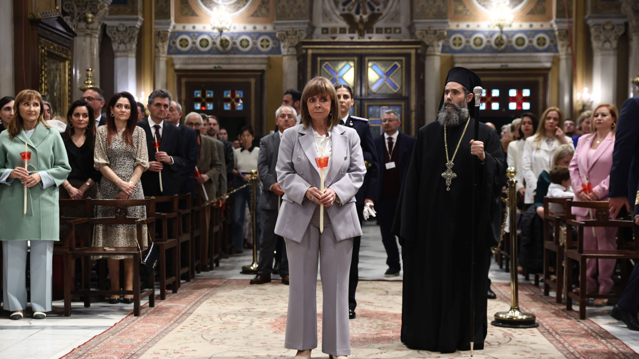 Σακελλαροπούλου: Tο αναστάσιμο φως να γίνει οδηγός όλων μας