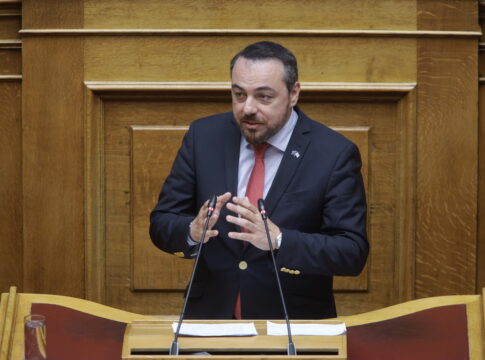 Στη Βουλή από το Φραγκίσκο Παρασύρη τα ζητήματα της Ένωσης Λιμενικών Κρήτης
