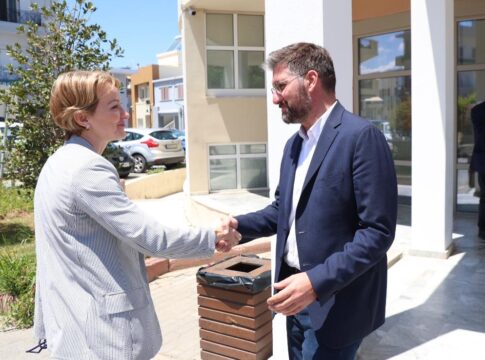 Στο Δήμο Μαλεβιζίου η Υφυπουργός Περιβάλλοντος και Ενέργειας Αλεξάνδρα Σδούκου