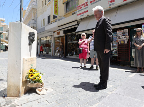 Συγκινητική εκδήλωση για τη Μάχη του Ηρακλείου (20-29 Μαΐου 1941), σε έξι «Σημεία Μνήμης»