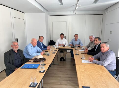 Συνάντηση Λευτέρη Αυγενάκη με τον Σύνδεσμο Ελαιοκομικών Δήμων Κρήτης