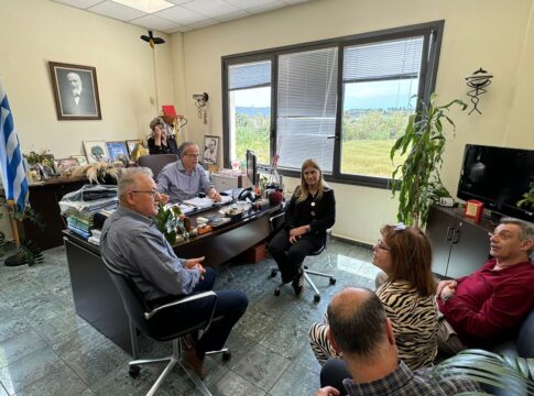 Συνάντηση Σέβης Βολουδάκη με το Δήμαρχο Πλατανιά