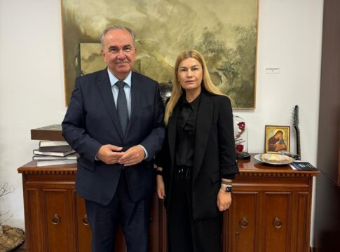 Συνάντηση Σέβης Βολουδάκη με τον αναπληρωτή Υπουργό Οικονομίας και Οικονομικών