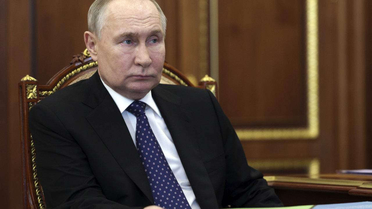 Τηλεφωνική επικοινωνία Πούτιν με τον προσωρινό πρόεδρο του Ιράν